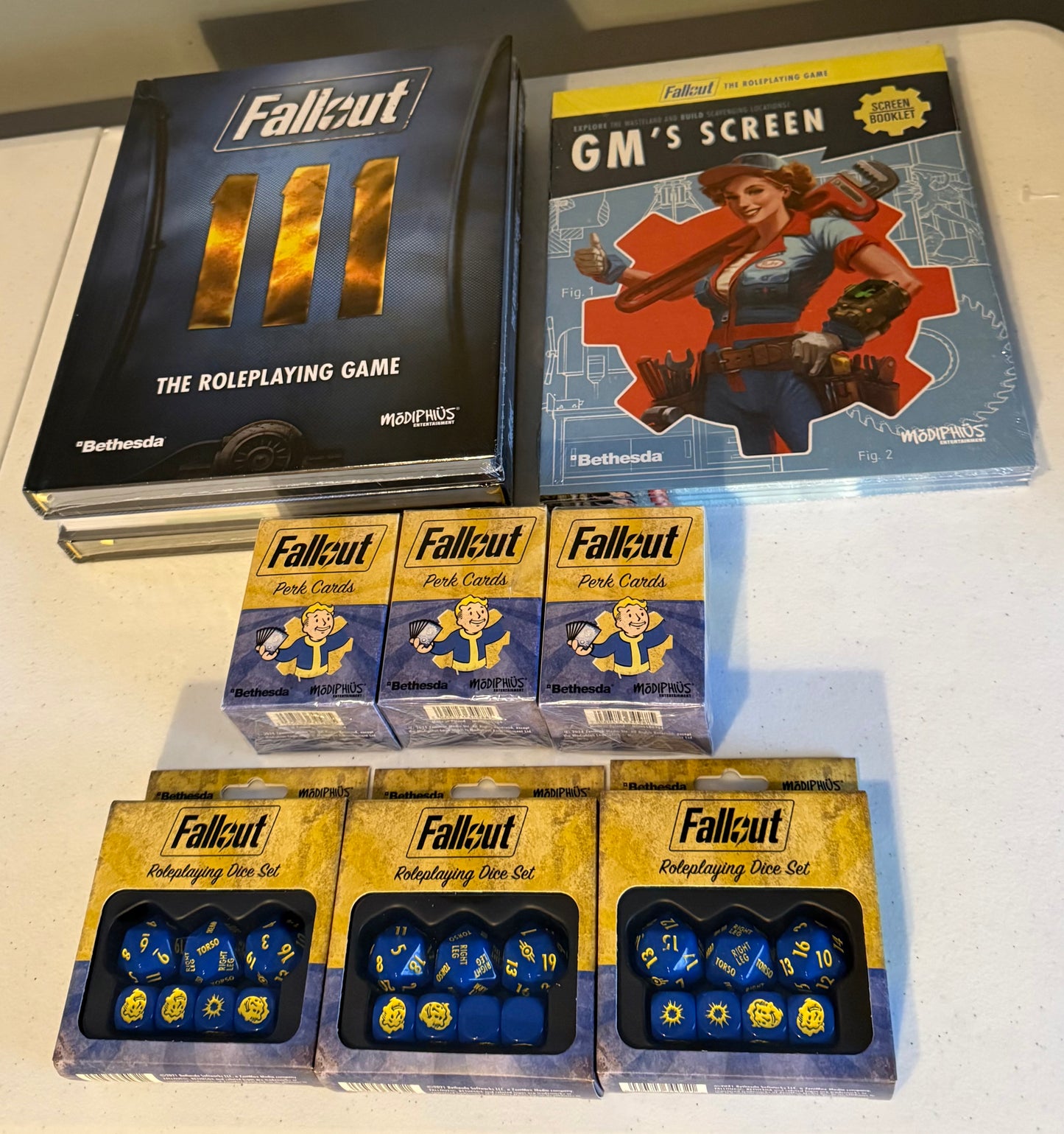 Fallout TTRPG Hardcover Set with Cards, Dice and GM screen by Modiphius